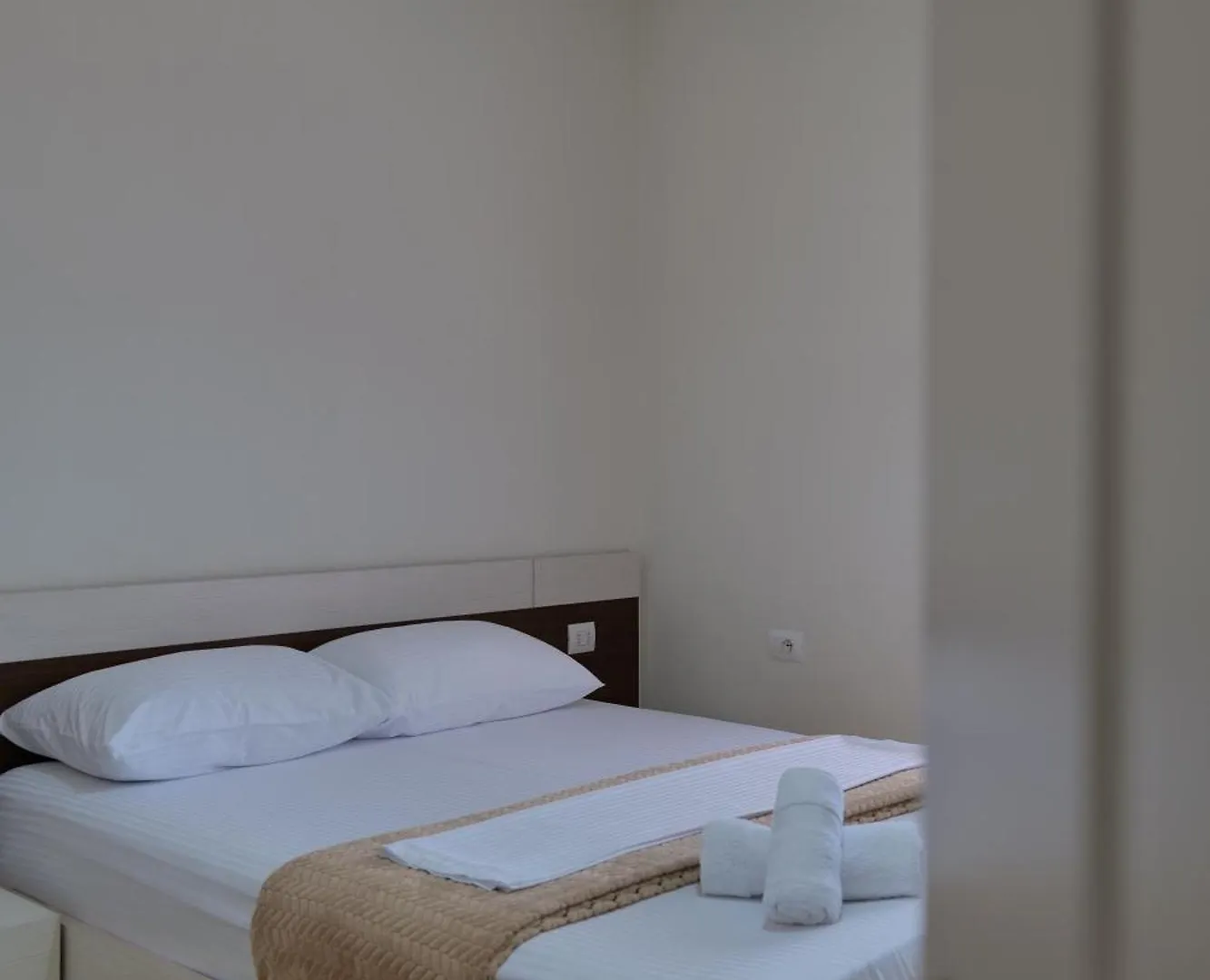Noel Sea View Apartments ساراندا 0*,