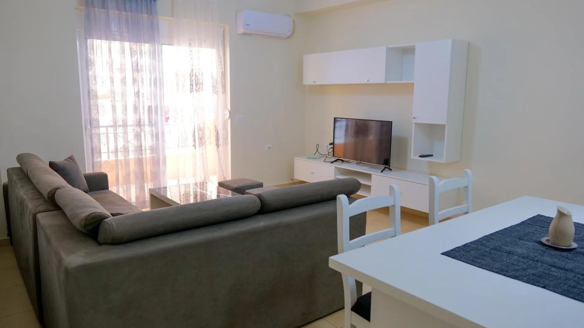 Noel Sea View Apartments ساراندا ألبانيا
