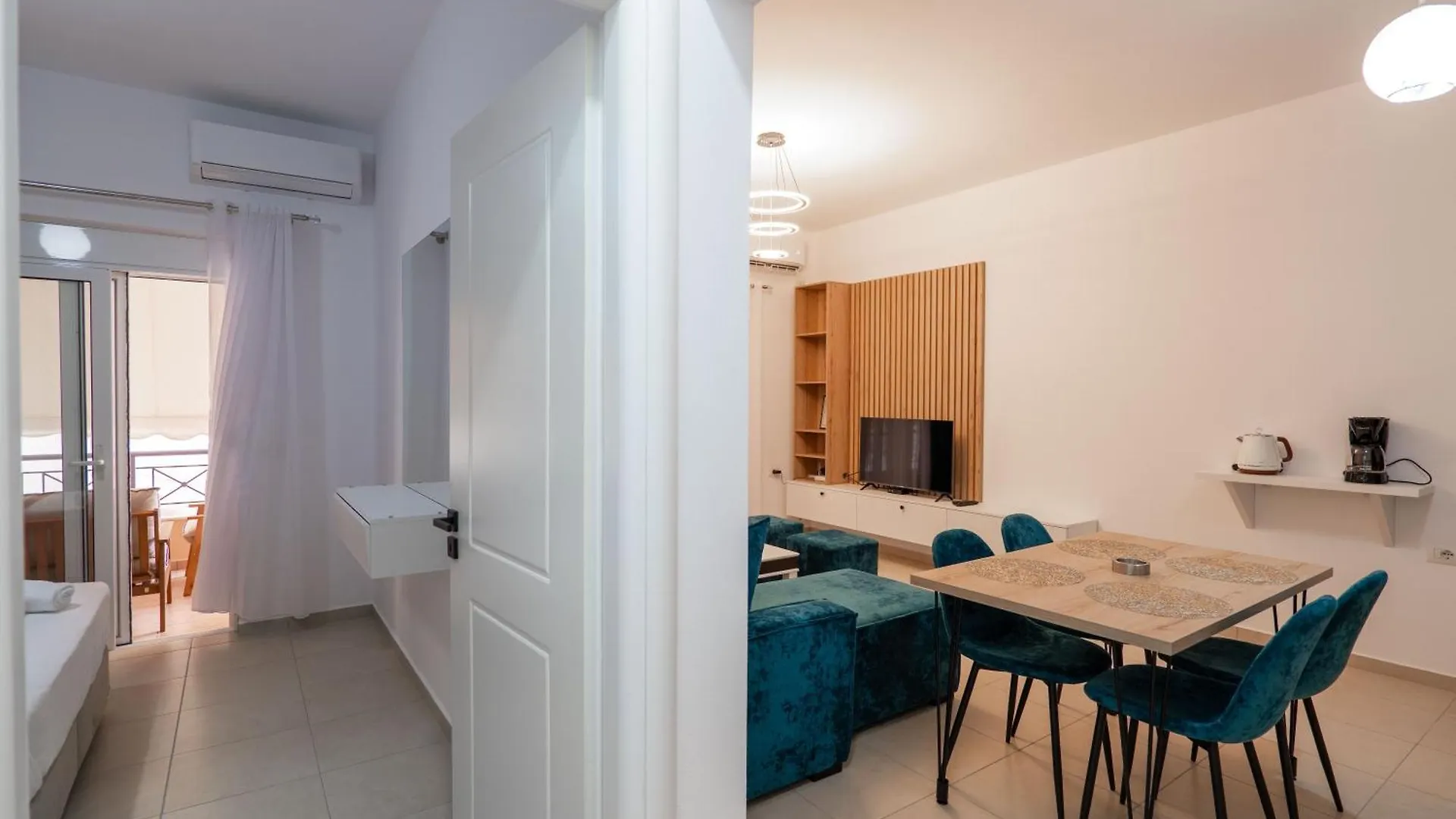 Noel Sea View Apartments Sarande