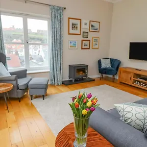 grays-cottage-whitby.yorkshirehotels.net/