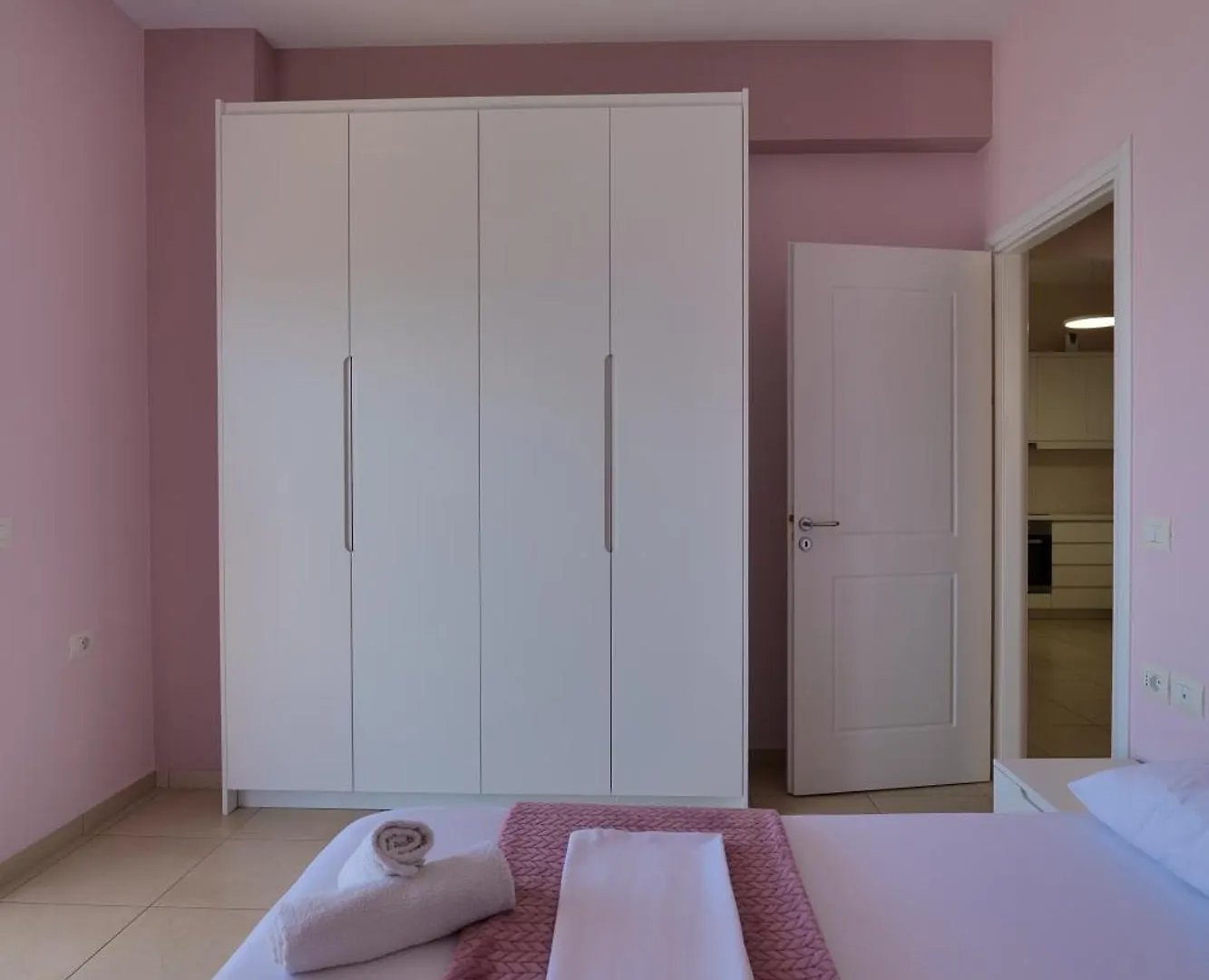 Noel Sea View Apartments Saranda 0*,