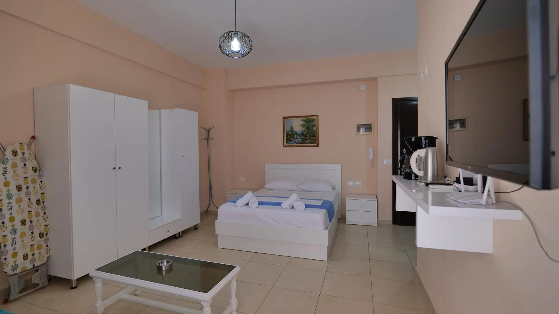 Noel Sea View Apartments Saranda 0*,  Albania