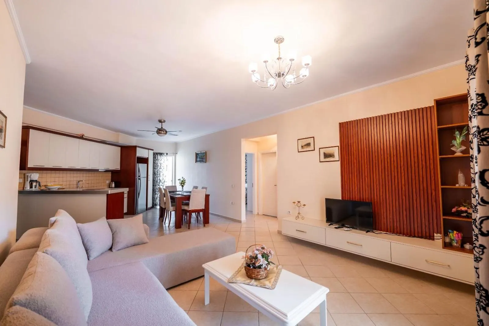 Noel Sea View Apartments Saranda